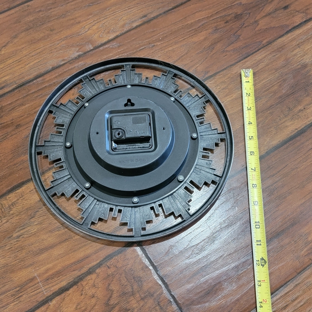 Clock - Picture 6 of 6